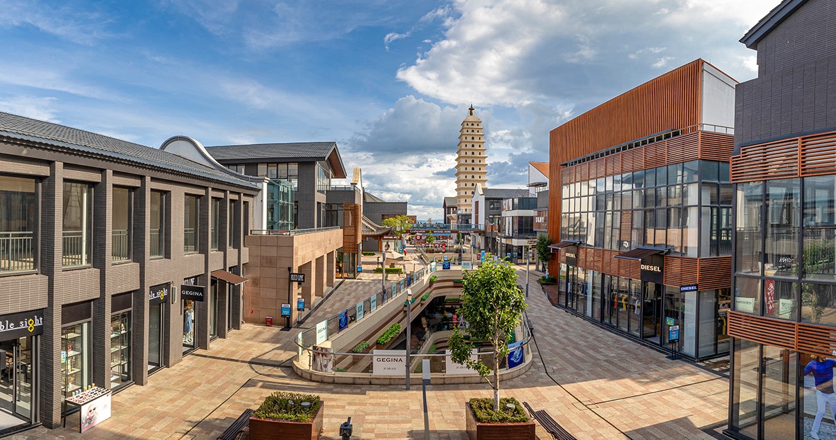 利来国国际最给力的老牌奥莱·滇池小镇